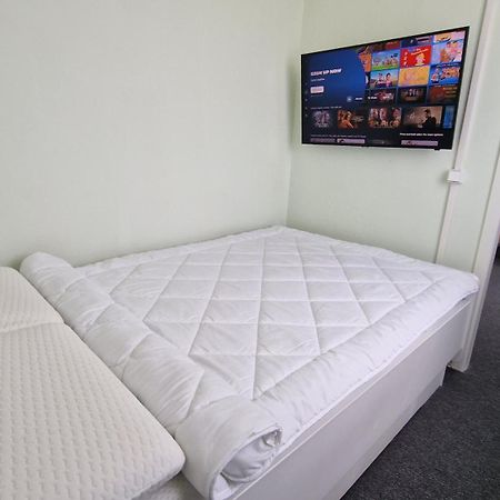 Citycenter Apartment - Bigtv-Ps4-Netflix-Parking Chemnitz Exterior photo